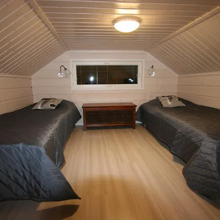 Chalet Aehtaerin Lomamoekit - Aarre Moekki