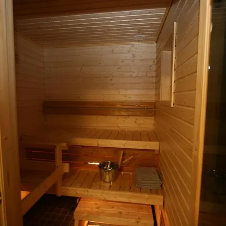 Chalet Aehtaerin Lomamoekit - Aarre Moekki