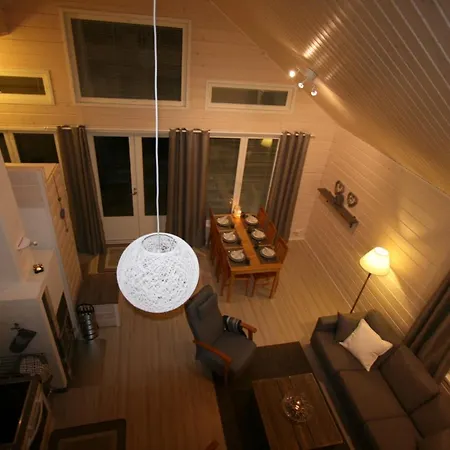 Aehtaerin Lomamoekit - Aarre Moekki